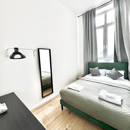Heaven Homes - Privatzimmer Mit Bad Im Herzen Von Duesseldorf ภายนอก รูปภาพ