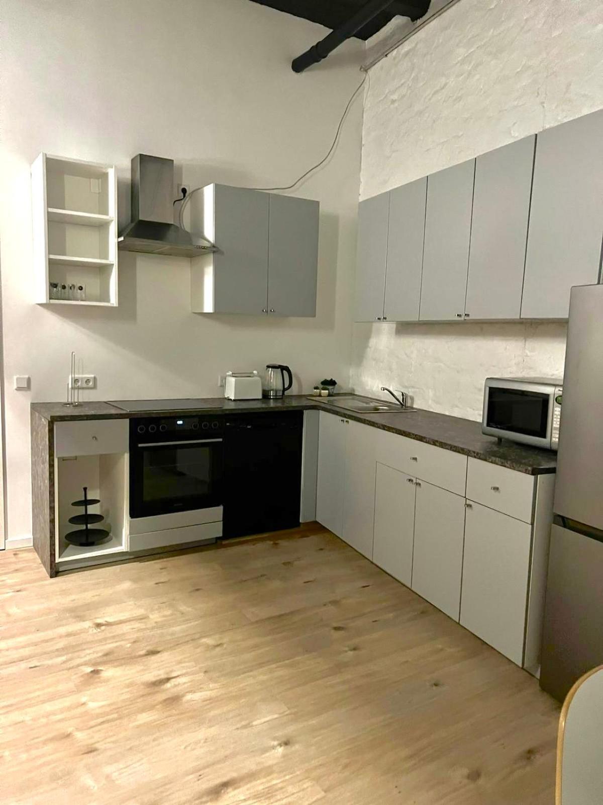 Heaven Homes - Privatzimmer Mit Bad Im Herzen Von Duesseldorf ภายนอก รูปภาพ