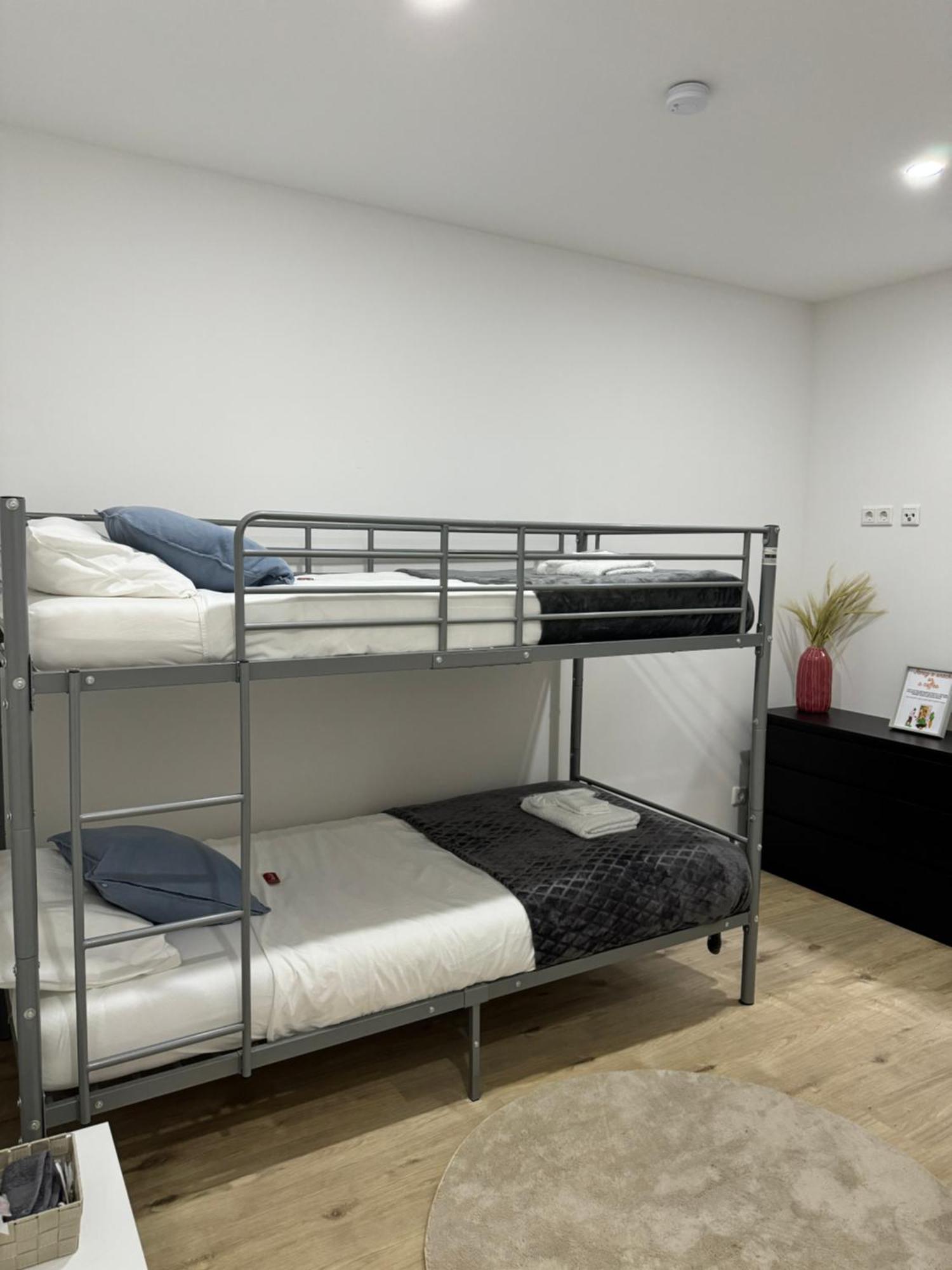 Heaven Homes - Privatzimmer Mit Bad Im Herzen Von Duesseldorf ภายนอก รูปภาพ