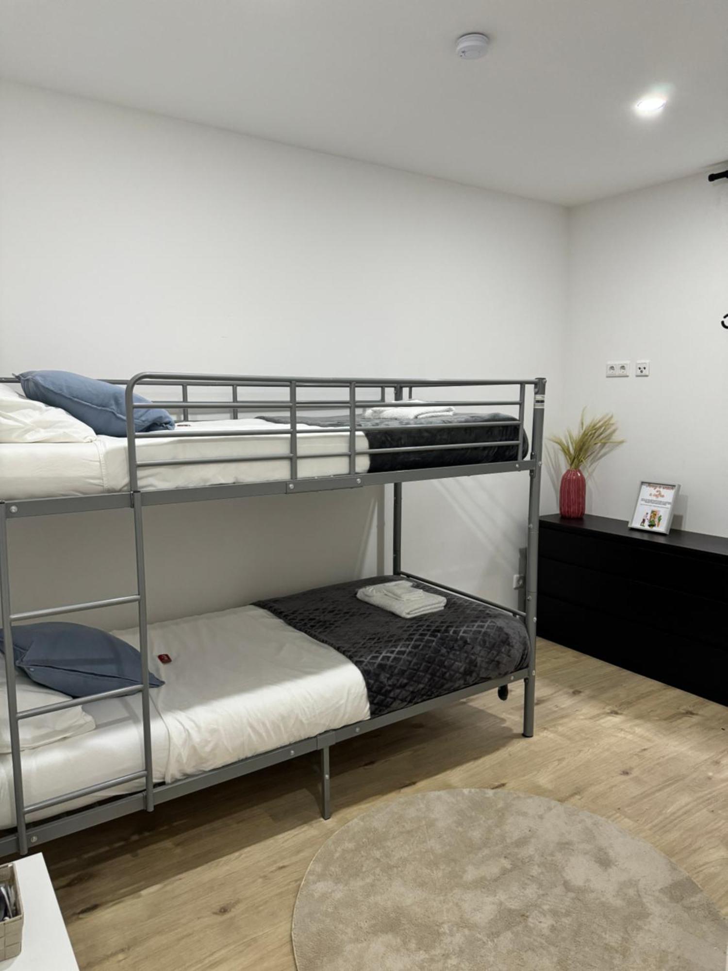 Heaven Homes - Privatzimmer Mit Bad Im Herzen Von Duesseldorf ภายนอก รูปภาพ
